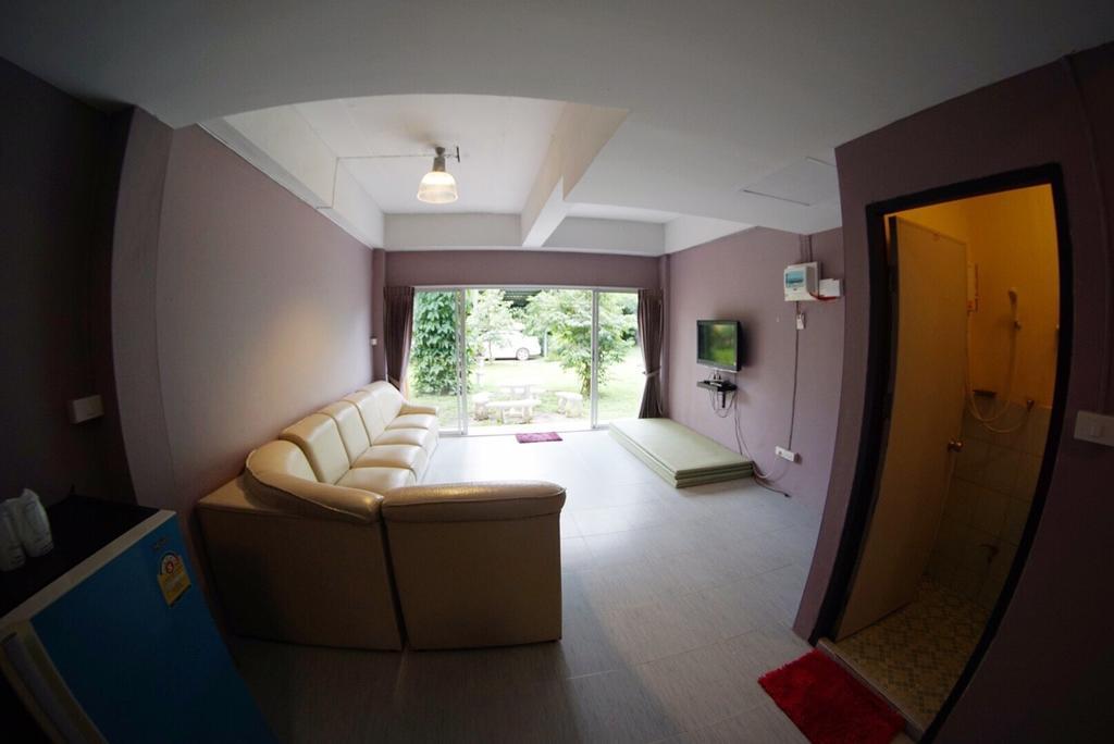 Lakeland Homestay Chiang Mai Exterior photo